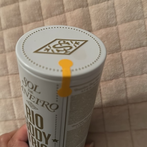 New!! Sol de Janeiro Rio Body Crea.. Trio Set - Limited Edition Gift Set 1.7 oz - Picture 5 of 9